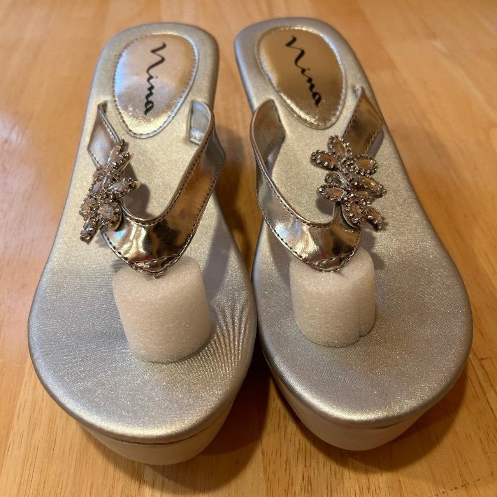 Brand New NINA silver wedges (Size 9)